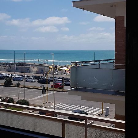 Sea View Apartamento Lido di Ostia Exterior foto