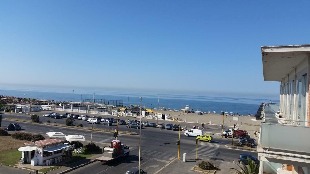 Sea View Apartamento Lido di Ostia Exterior foto